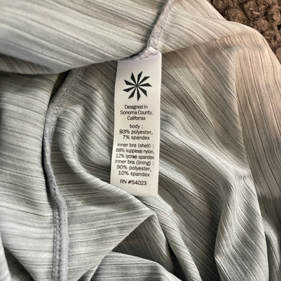 Athleta Razorback Built In Bra Tank - Picture 4 of 5